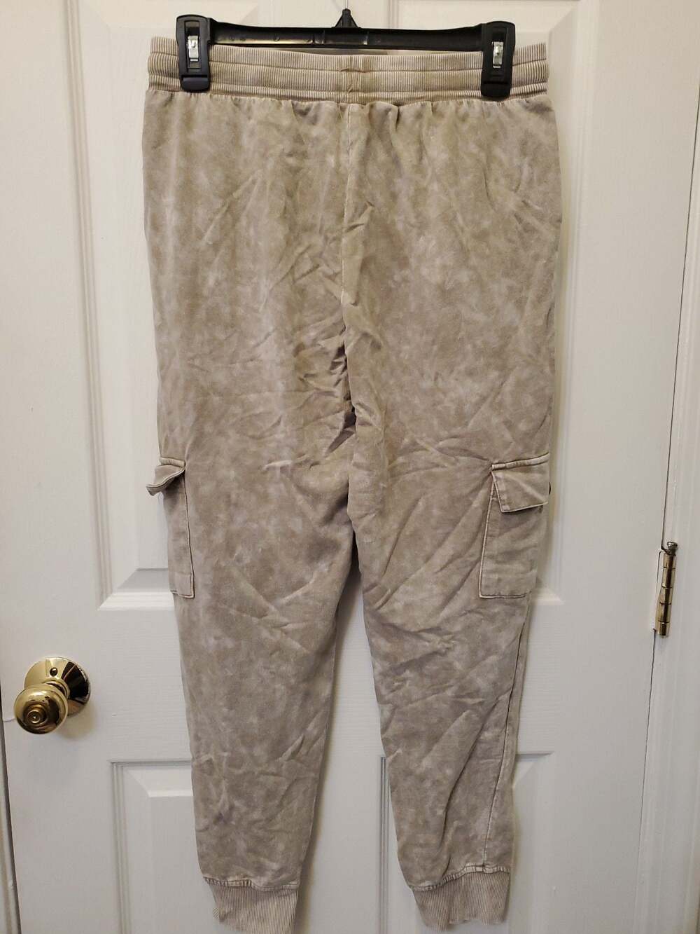 Jane + Delancey Acid Wash French Terry Cargo Pullover and Jogger Lounge Set - Picture 10 of 10
